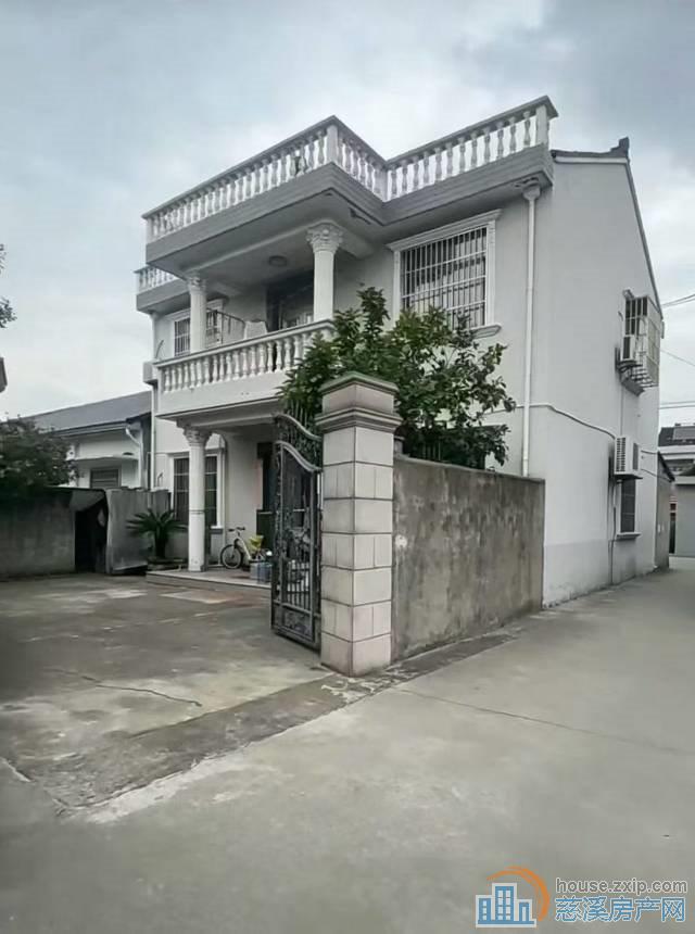湾底私房3间2楼半235平国有出让218万直