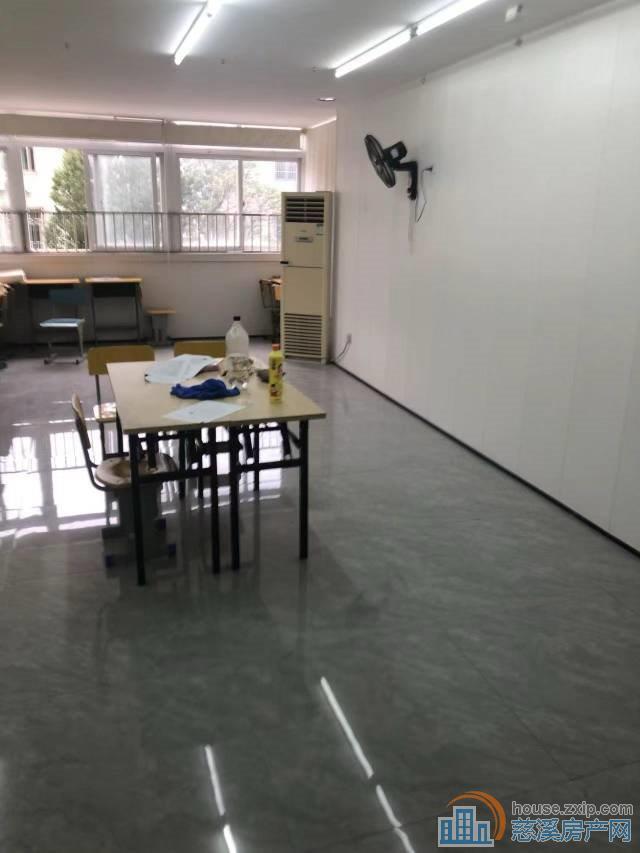 明州路2楼350平左右办公室可做培训班等