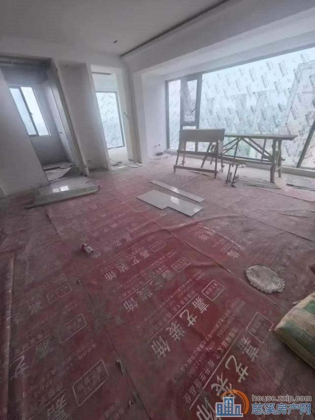 特价青樾府高楼层140平送车位送硬装