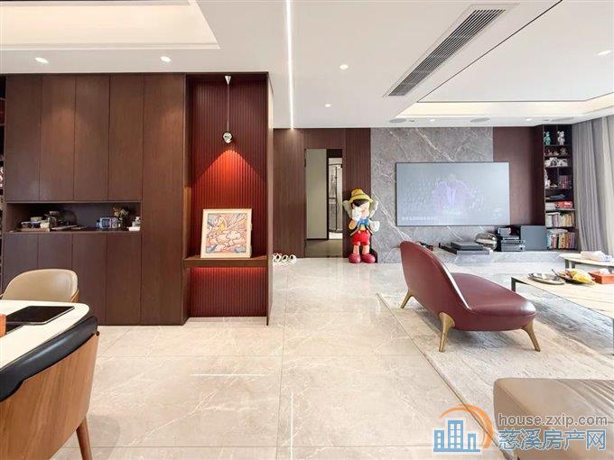出售：全新豪装，地暖➕中央空调新