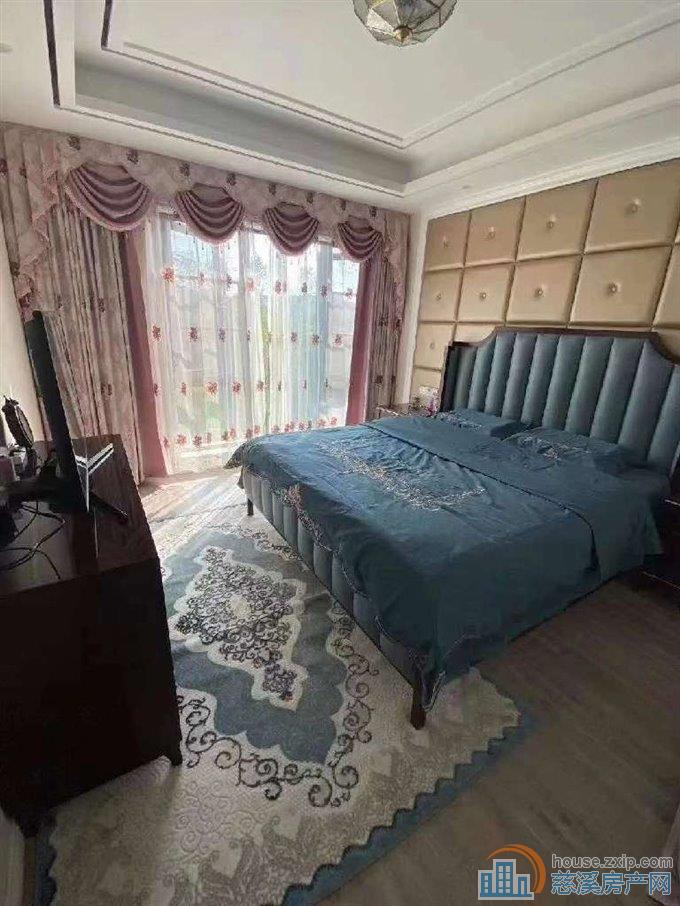 绿城城园豪装拎包入住送杂物间