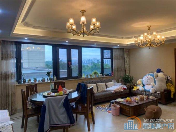 绿城诚园精装137平方