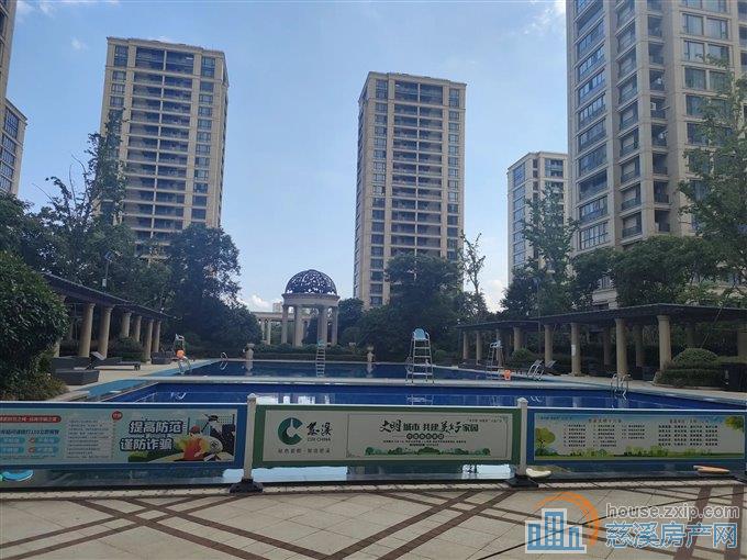 绿城诚园 毛坯131平方135万 急卖
