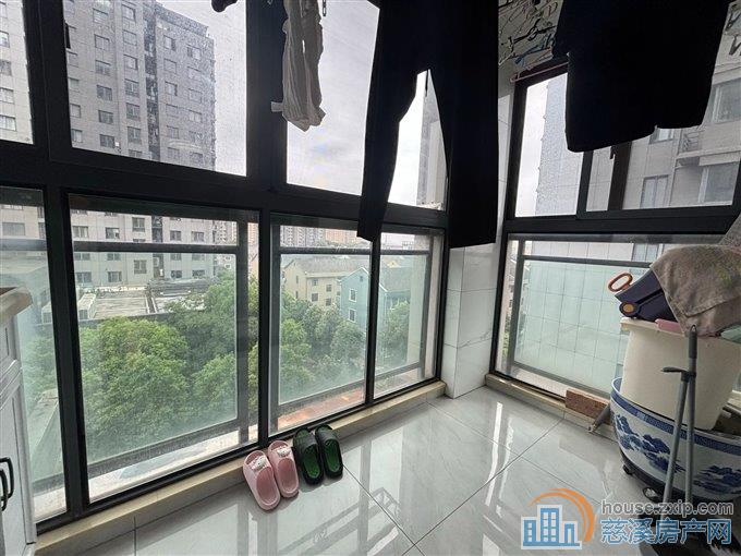 鸿都大厦