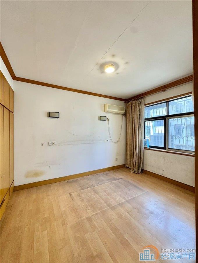 三北市场小区62平105万三小上林书包