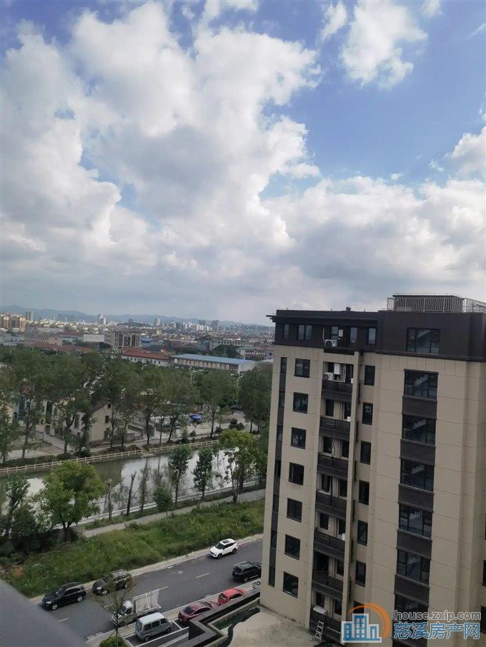 新力帝泊湾 洋房 河景房
