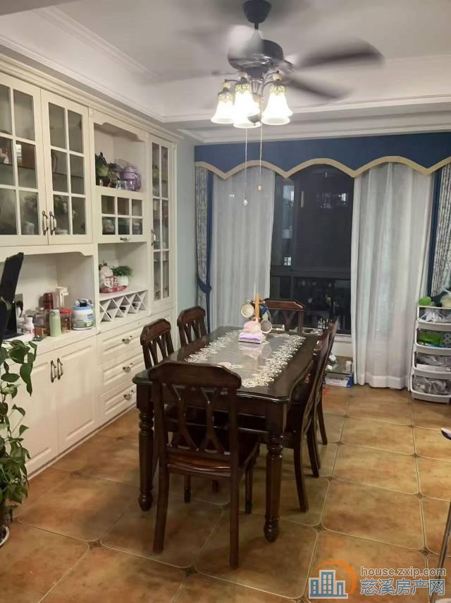 金仕华庭99平中层精装拎包入住可读书