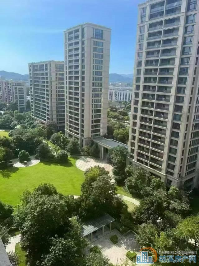 急卖绿城诚园130平一口价135万
