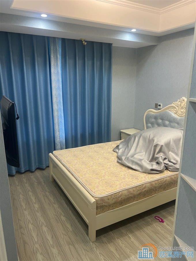 盛泰嘉苑 全新精装没住过139.8万