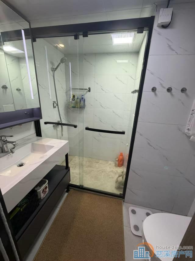 广宇大厦Loft49复49精装 上下两层