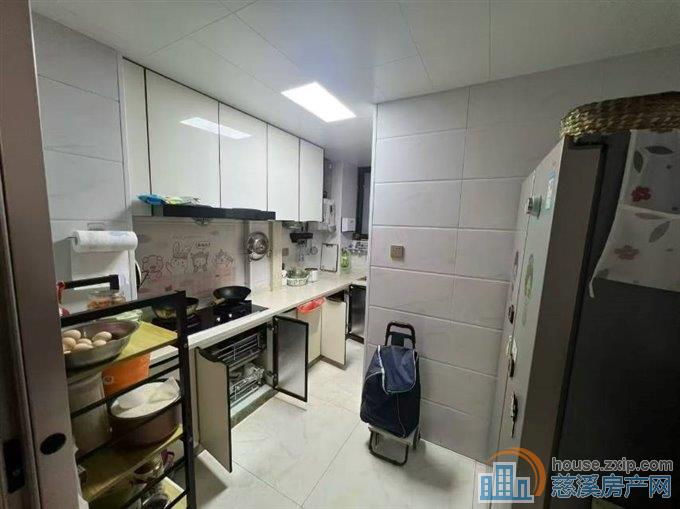 复地二期98平精装104.8万带租车位