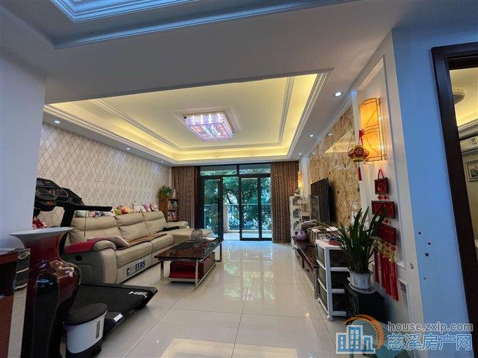 金色港湾小区 洋房 精装 带车位