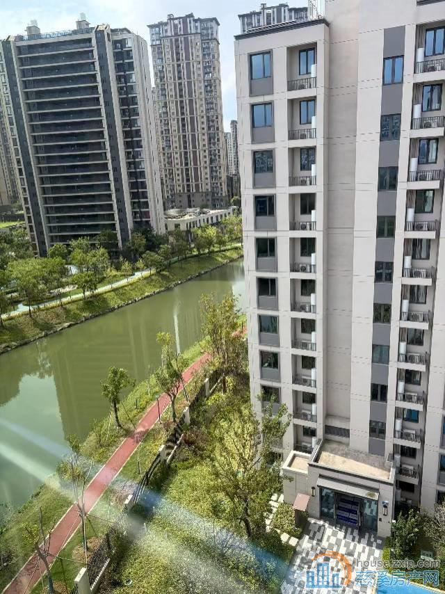 新潮塘北苑86.9㎡,毛坯