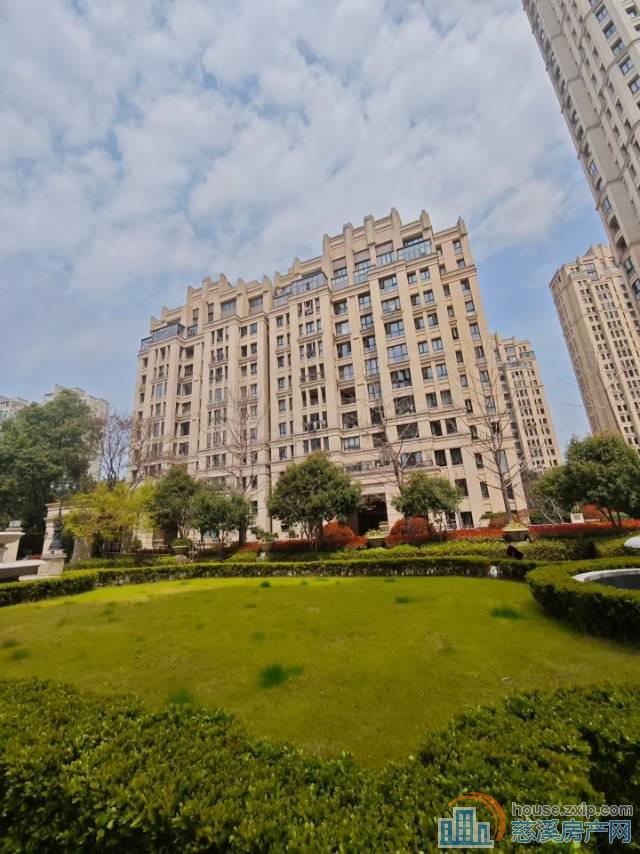 华润凯旋门177平东边套豪装358万