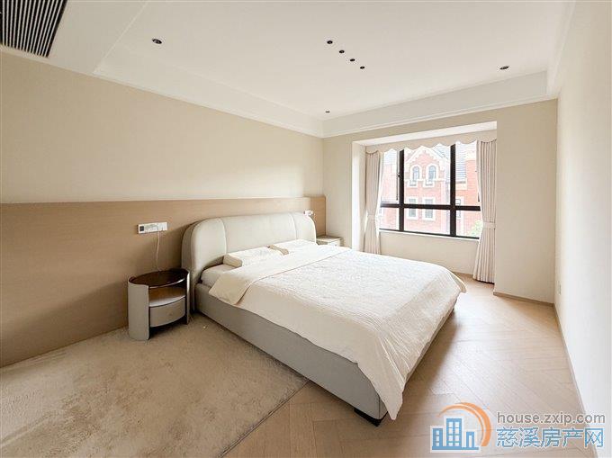 保集君慈名府 豪装全屋地暖 品牌家电家具