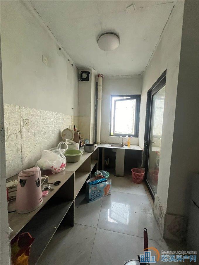 阳光城翡丽湾116平70万捡漏房源